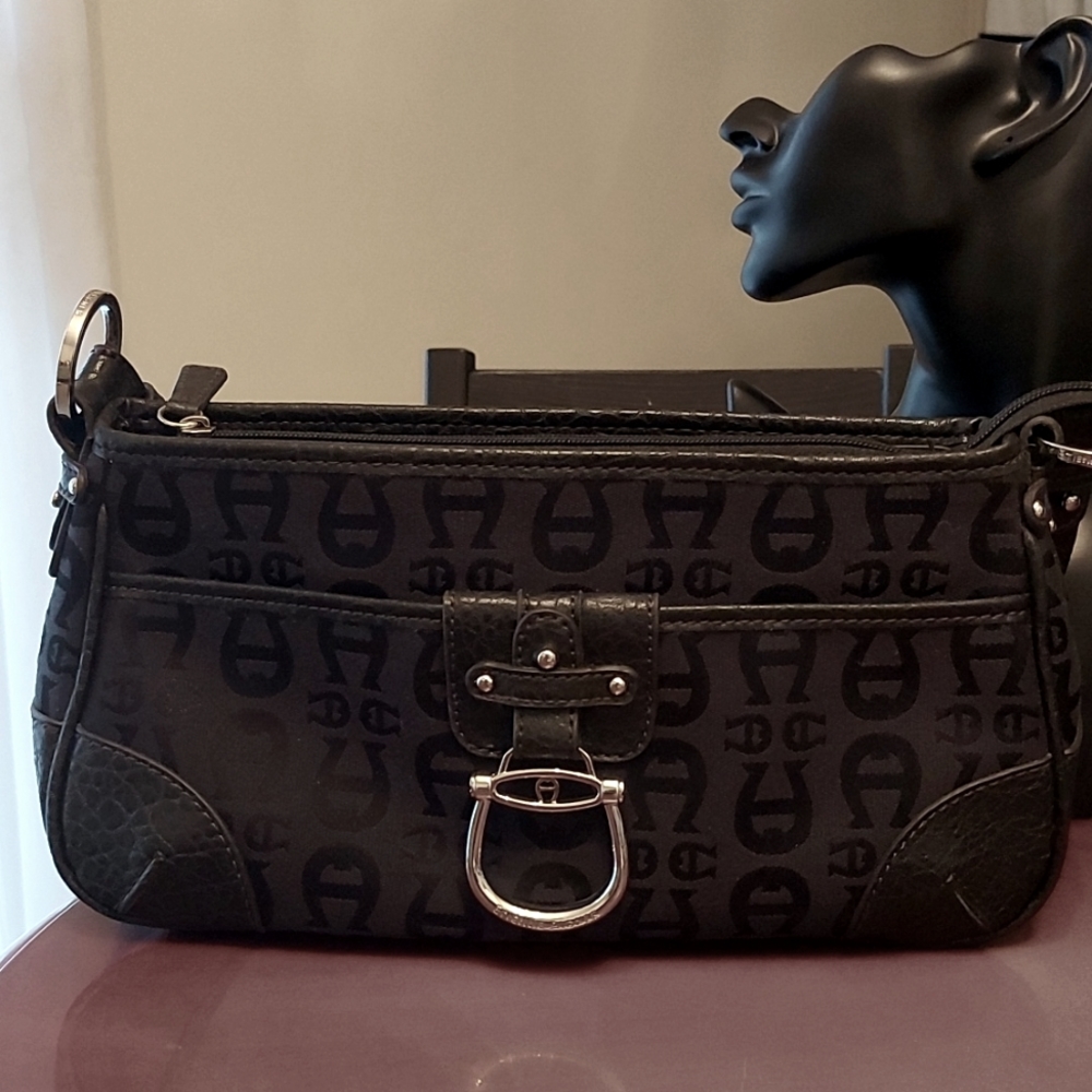 Etienne Agner shoulder bag